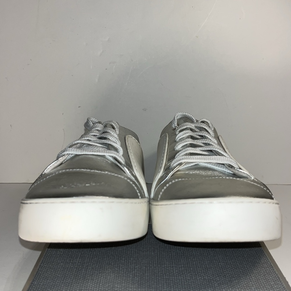 Authentic Chanel Interlocking Cc White Rubber Met… - image 6